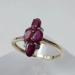 14k Yellow Gold .84ctw Ruby Diamond Cluster Cocktail Ring 7''