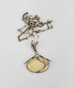 Renell Perry 2005 Navajo 925 Sterling Silver Chain Link Agate Pendant Necklace