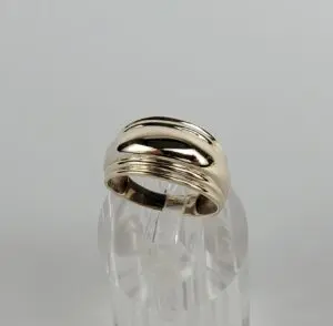 10k Yellow Gold 10.75mm Ribbed Dome Cigar Band Ring 6.75''