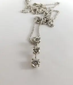 14k White Gold 1.3c Three 3 Stone Diamond Drop Charm Pendant Necklace