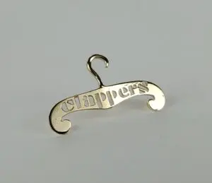 14k Yellow Gold "Clappers" Closet Hanger Unique Pin 1 1/8''
