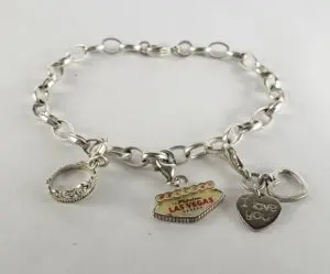 Thomas Sabo Sterling Silver Las Vegas Tiara Queens Crown Heart Charm Bracelet