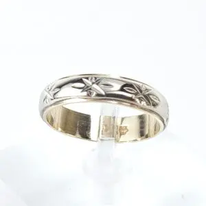 14k Multi-Tone Gold Engraved Star Starburst Wedding Style Band Ring 7''