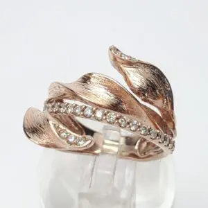 14k Rose Gold .38ctw Diamond Textured Leaf Roman Style Band Ring 6.75''