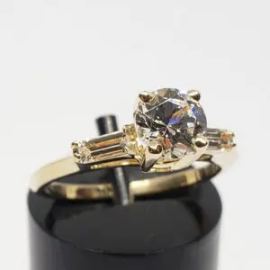 14k Yellow Gold 1.10ctw CZ Cubic Zirconia Round & Baguette Cut Engagement Ring