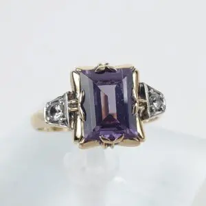 18k Multi-Tone Gold 1.95c Lab Grown Color Change Sapphire Engagement Style Ring