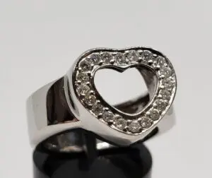 18k White Gold Open Heart Diamond Accent Thick Shank Anniversary Promise Ring