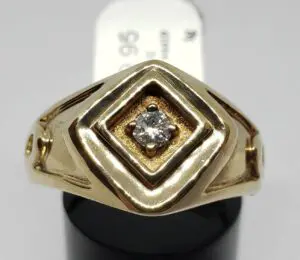 10k Yellow Gold .15ct G/VS Round Brilliant Unique Modern Diamond Mens Ring