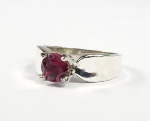 925 Sterling Silver Round Brilliant Pyrope-Almandine Rhodolite Solitaire Ring