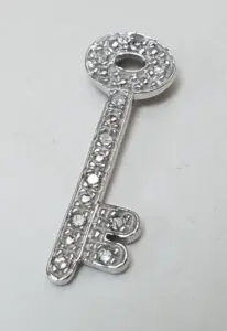 10k White Gold Key Lock Lucky Good Luck Fortune Pendant Charm