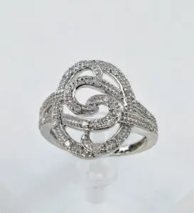 14k White Gold Diamond Open Work Oval Split Shank Band Ring 7''