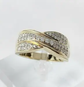 14k Yellow Gold Diamond Crossover Style Pave Band Ring 6.75''