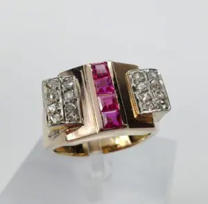Gold ring with rubies and diamonds.