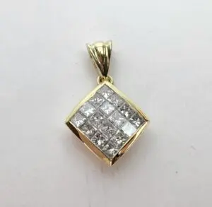 18k Yellow Gold Mystery Set Diamond Cluster Square Dangle Drop Pendant 7/8''
