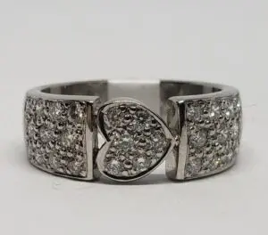 18k White Gold .65ctw G/VS Pave Diamond Heart Love Cluster Band Ring