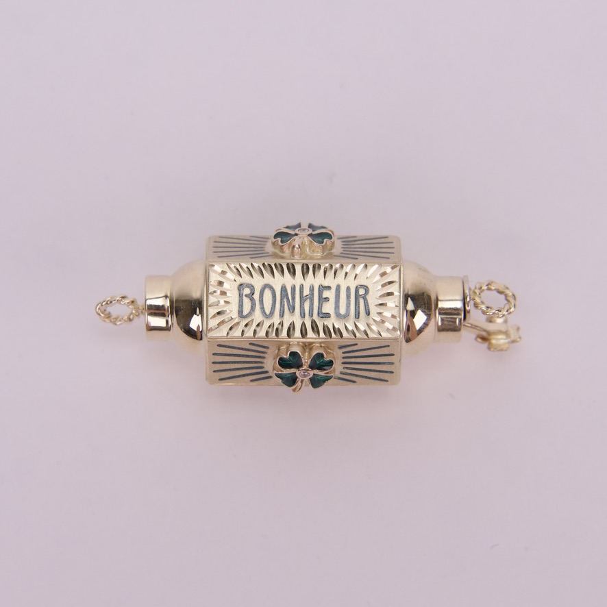 Marie Lichtenberg 14K Yellow Gold Bonheur Diamond Enamel Clover Locket Necklace - Image 4