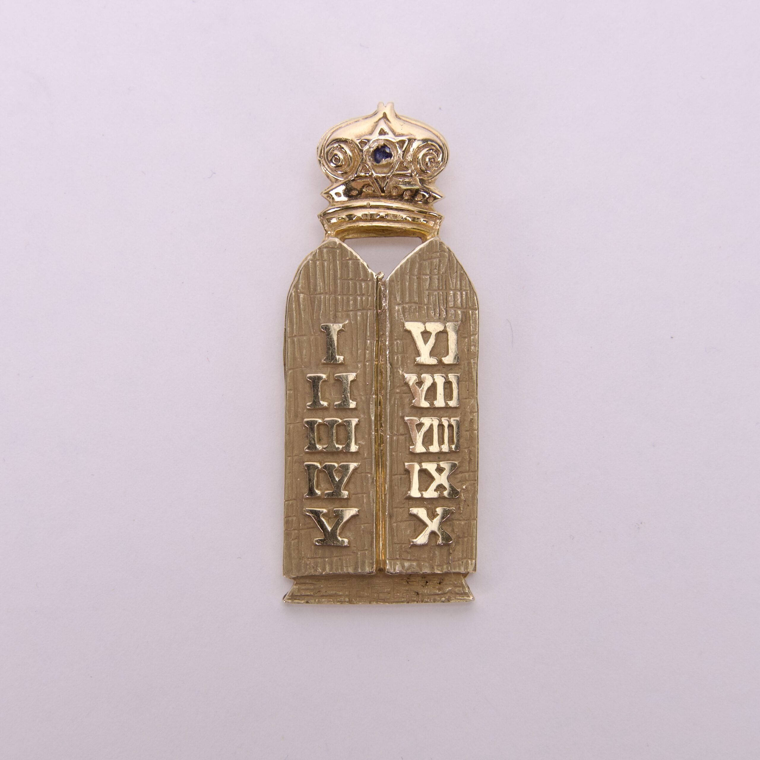 VINTAGE 12k Yellow Gold Judaica 10 Commandments Tablets Pendant - Image 2