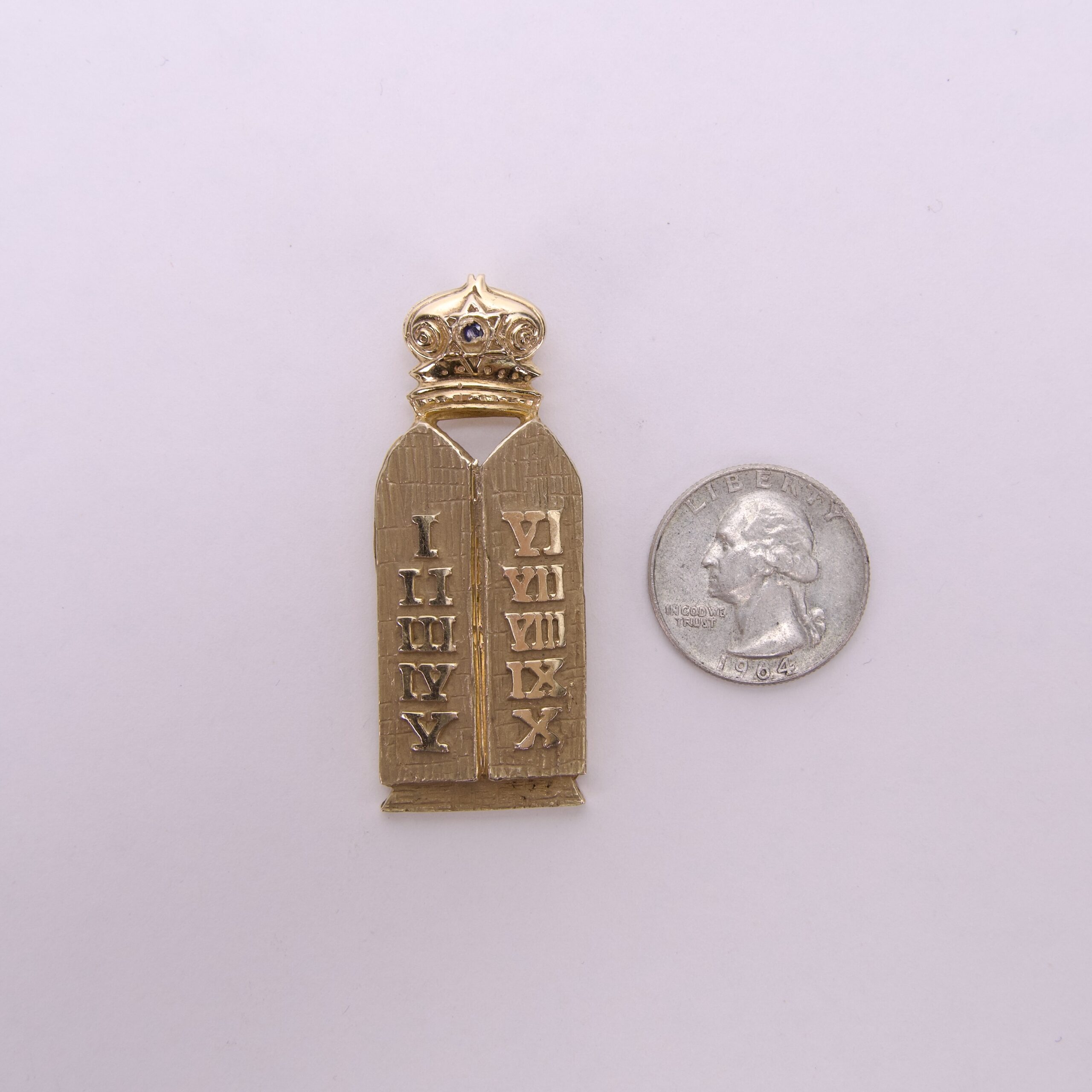 VINTAGE 12k Yellow Gold Judaica 10 Commandments Tablets Pendant - Image 9