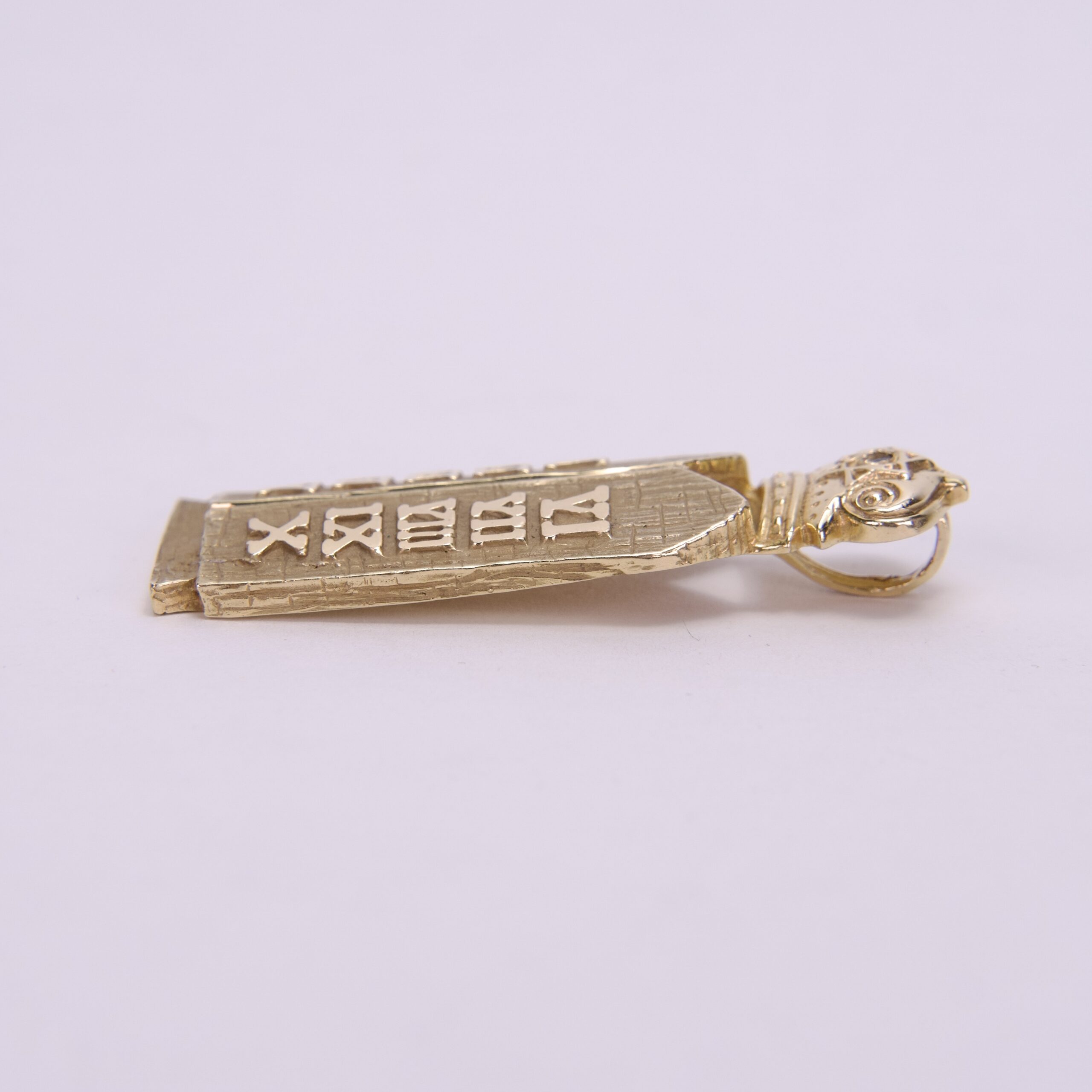 VINTAGE 12k Yellow Gold Judaica 10 Commandments Tablets Pendant - Image 4