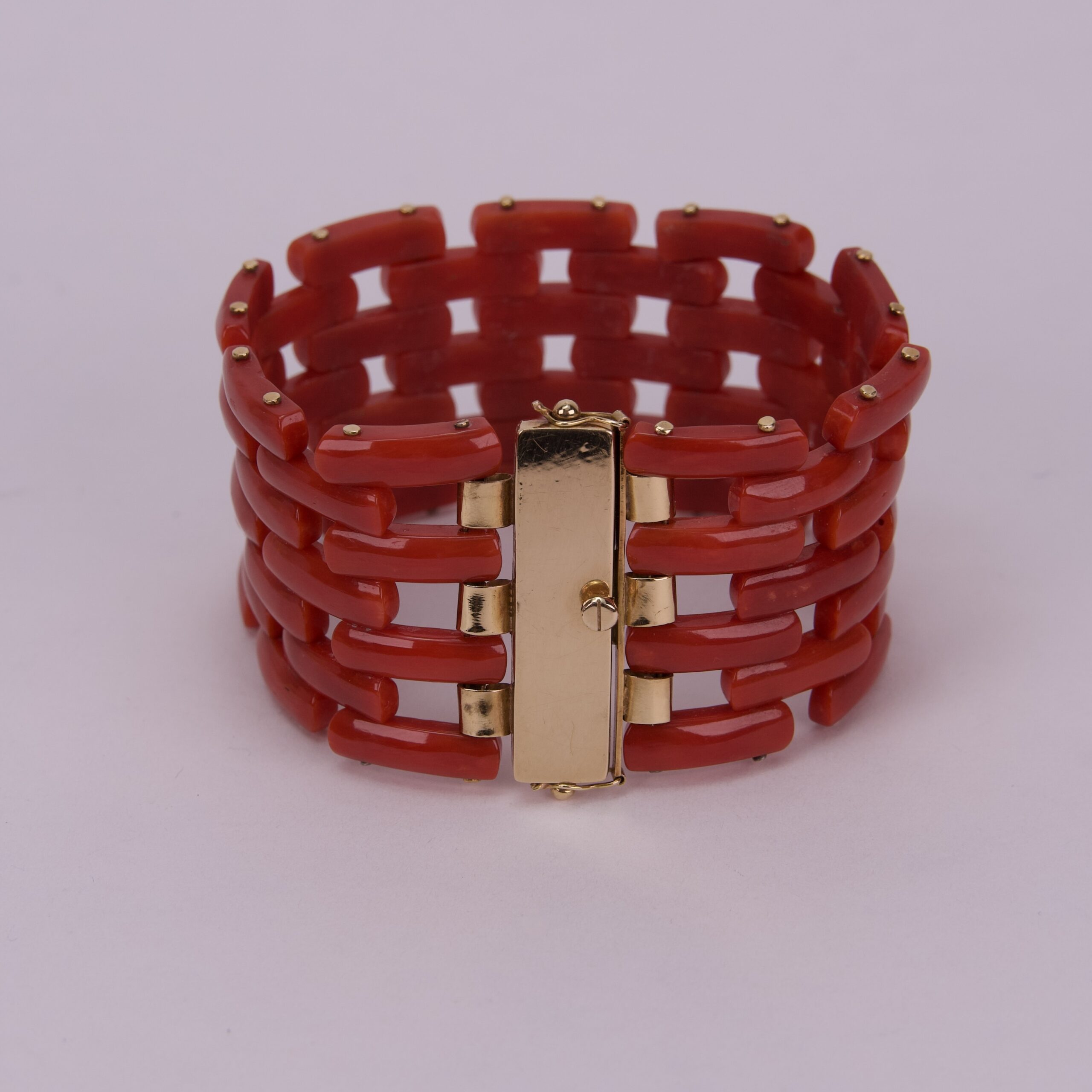Vintage 18k Yellow Gold Red Coral Wide Tank Link Bracelet 7.5'' - Image 5