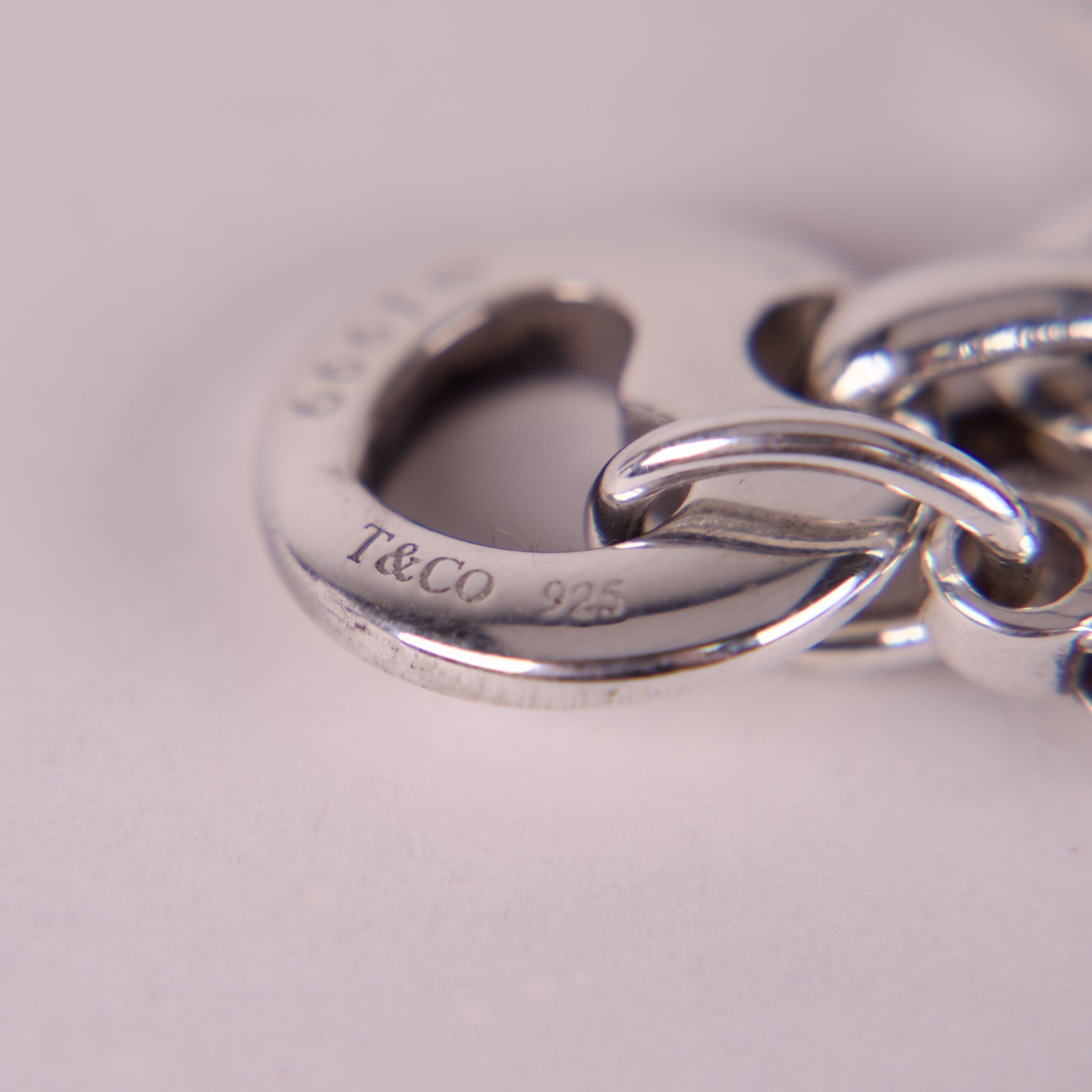 Tiffany & Co. Stencil Heart 1999 Bracelet 7.25'' - Image 5