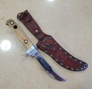 Puma Hunter's Companion Vintage Fixed Blade Knife No. 6394 & Sheath