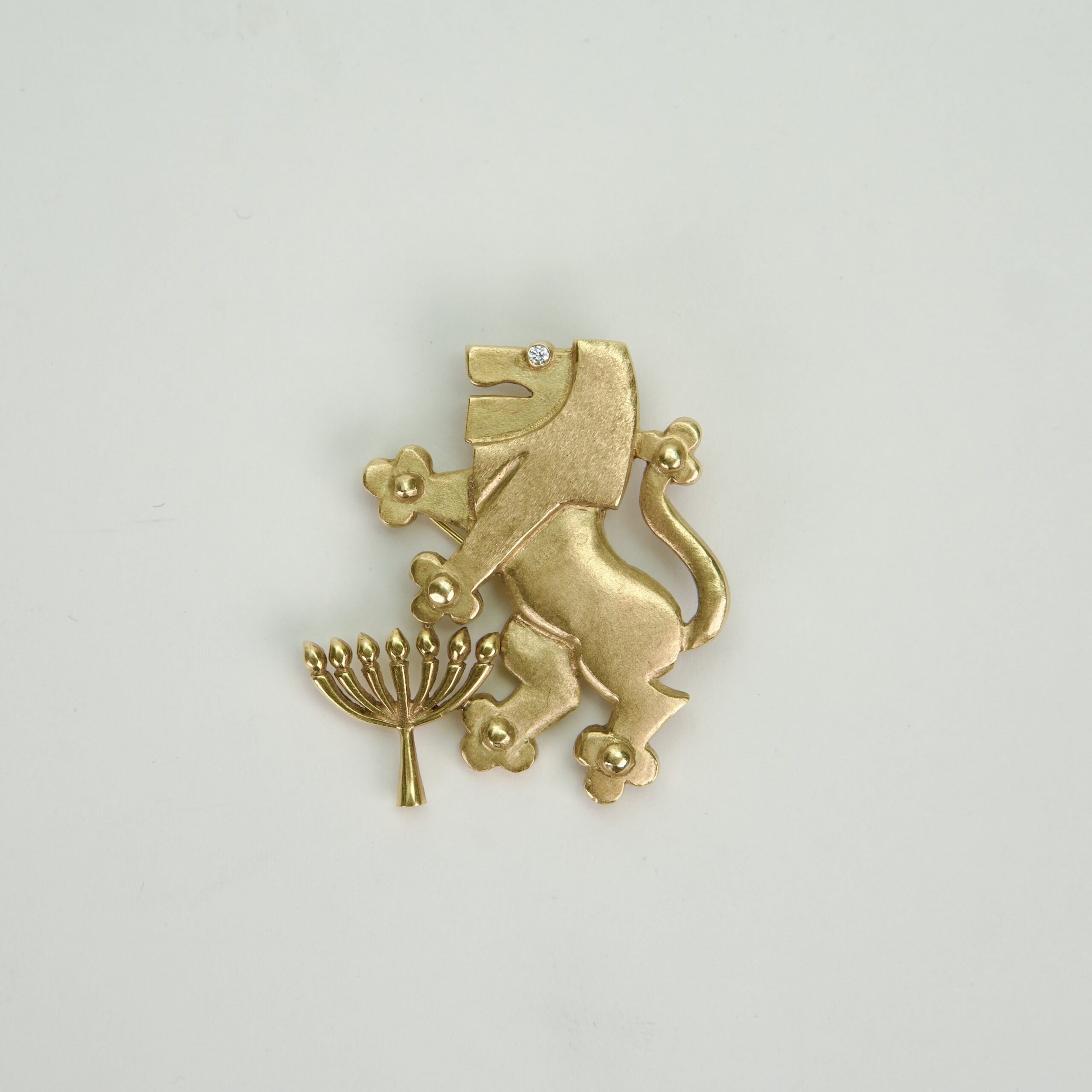 14k Yellow Gold & Diamond Large Lion of Judah Menorah Pendant Pin Brooch - Image 2