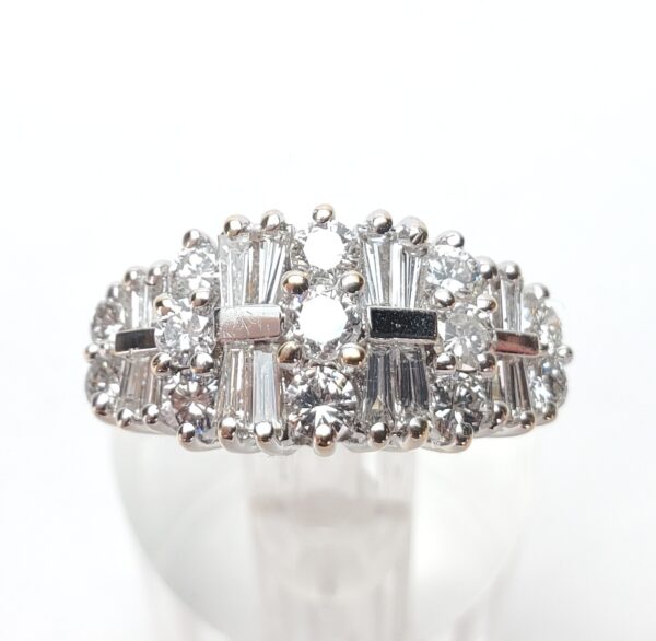 14k Multi-Tone Gold 2.2ctw Round Brilliant Baguette Diamond Cluster Band Ring - Image 3