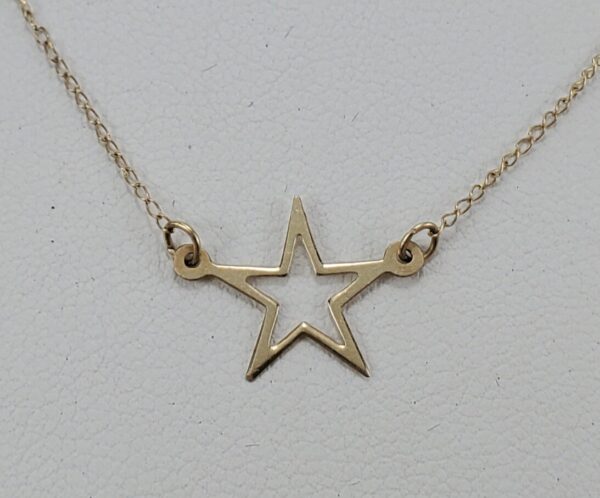 14k Yellow Gold 11mm 5 Pointed Star .87mm Chain Link Necklace 15 3/8''