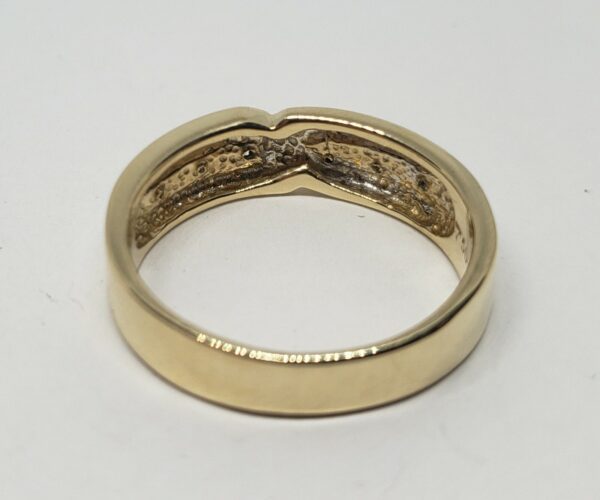 18k Yellow Gold White Stones Mens Unisex 6mm Band Ring 10.25'' - Image 4