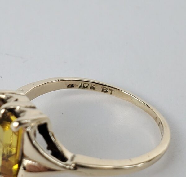 Vintage 10k Yellow Gold 1.50ctw Natural Yellow Sapphire Solitaire Ring 5.75'' - Image 7