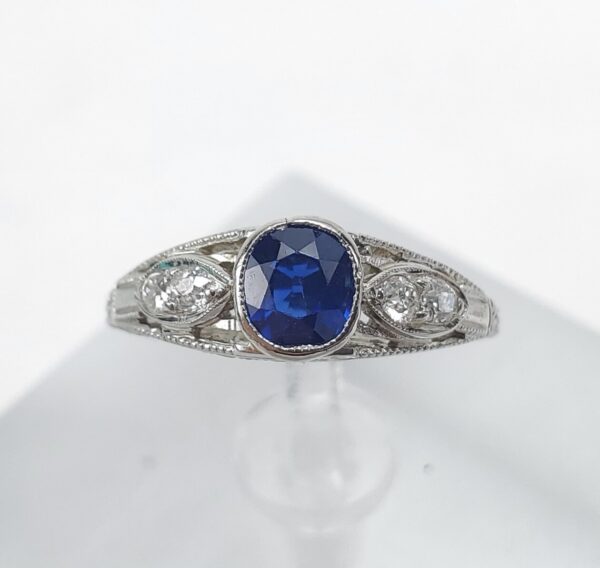 Vintage 18k White Gold .68ctw Natural Blue Sapphire Diamond Filigree Ring 3.5'' - Image 3