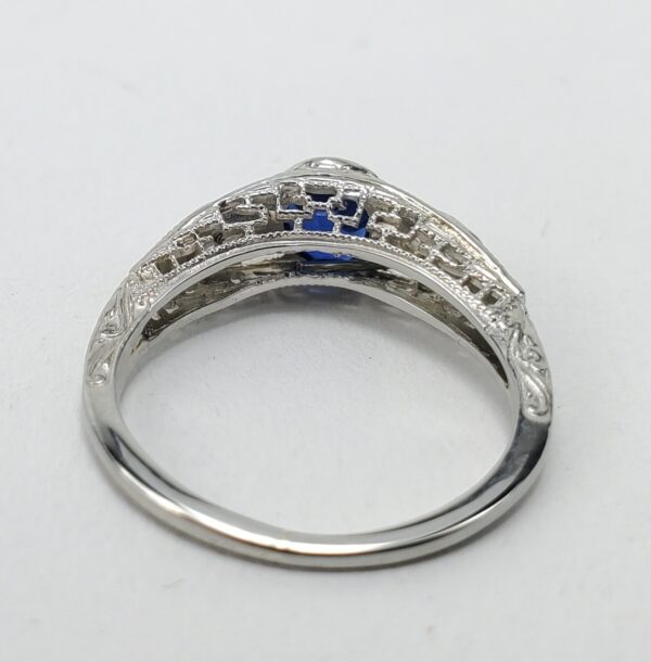Vintage 18k White Gold .68ctw Natural Blue Sapphire Diamond Filigree Ring 3.5'' - Image 6