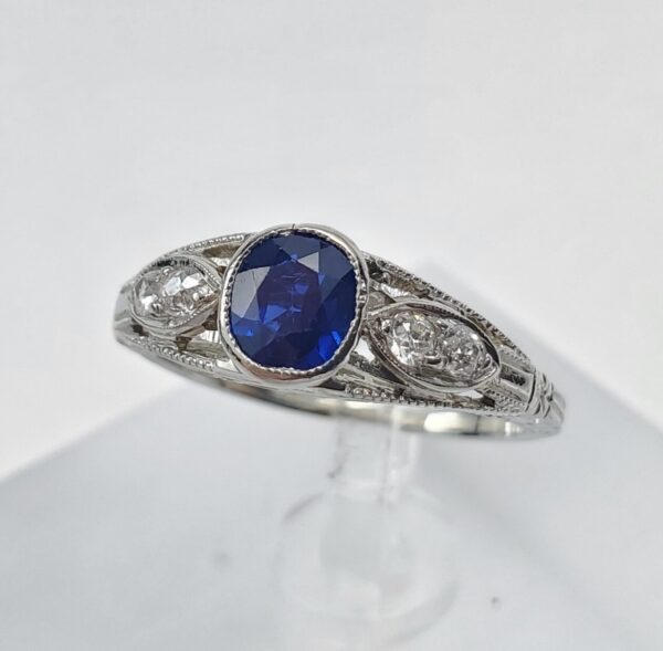 Vintage 18k White Gold .68ctw Natural Blue Sapphire Diamond Filigree Ring 3.5''