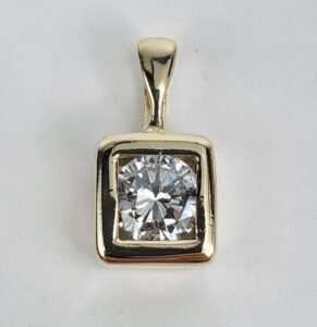14k Yellow Gold 1.35c Natural Round Brilliant Diamond Square Solitaire Drop P...