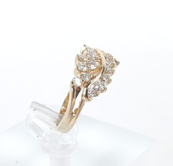 14k Yellow Gold .66ctw Diamond Curve Vine Plant Leaf Style Band Ring 5.5'' - Image 5