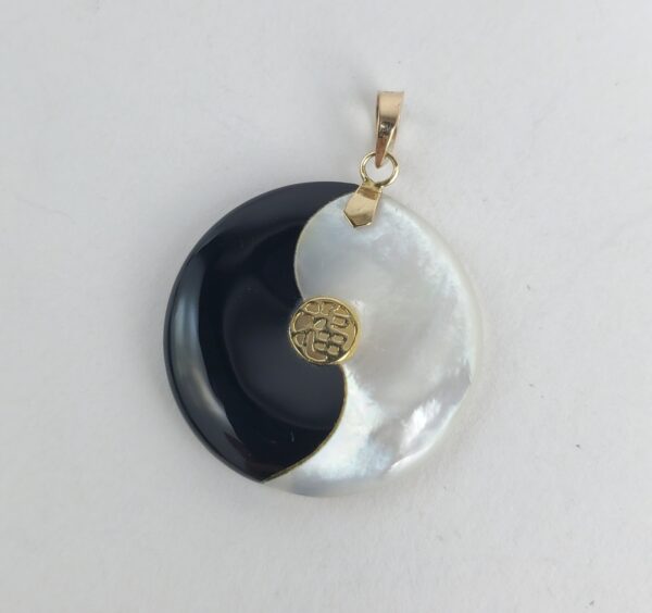 14k Yellow Gold Mother of Pearl Black Onyx Yin Yang Drop Dangle Circle Pendant - Image 5