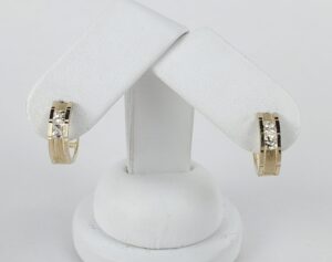 14k Yellow Gold Textured Cubic Zirconia CZ Huggie Hoop Style Earrings 5/8''