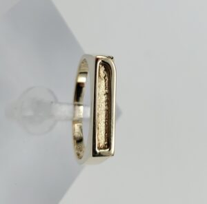 14k Yellow Gold Thin Letter "D" Monogram Signet Style Ring 4.25''