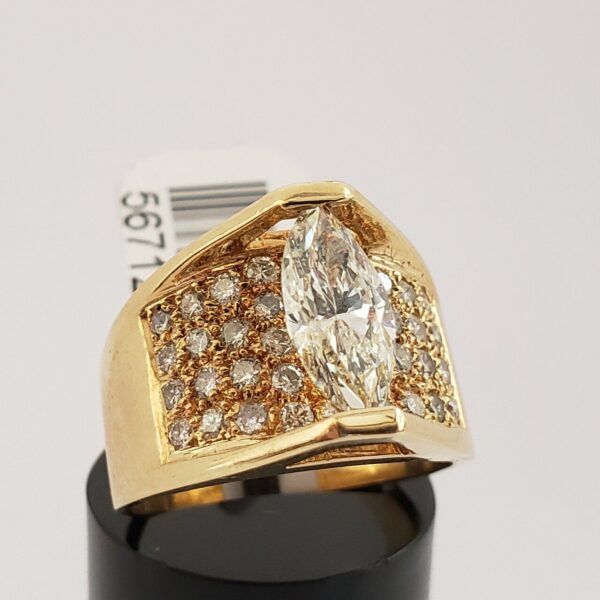 18k 750 Yellow Gold Floating Marquise Diamond Band 2.12ctw Ring - Image 4