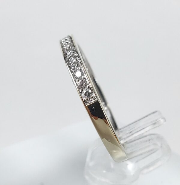 18k Multi-Tone Gold .15ctw Natural Pave Diamond Wedding Band Ring 6.5'' - Image 6