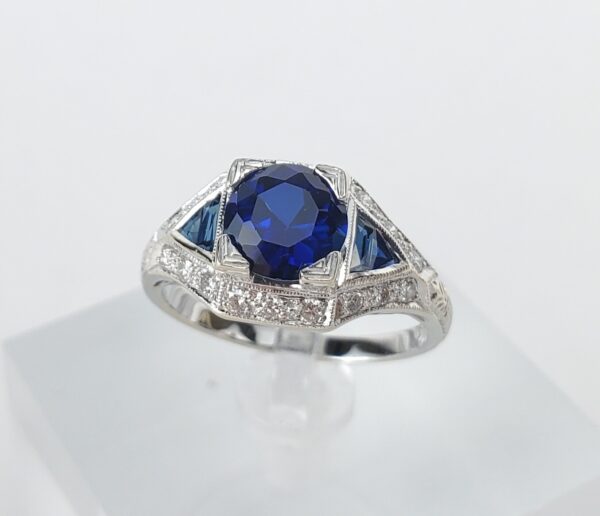 18k White Gold Diamond Lab Grown Blue Sapphire Deco Style Band Ring 6.5''