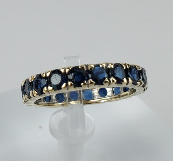 18k Yellow Gold 2.50ctw Natural Blue Sapphire Eternity Band Ring 6.25'' - Image 4