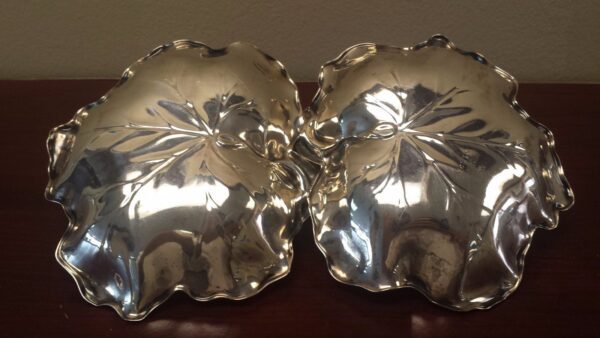 Reed & Barton Sterling Silver Double Leaf Sectional Serving Dish - Image 5