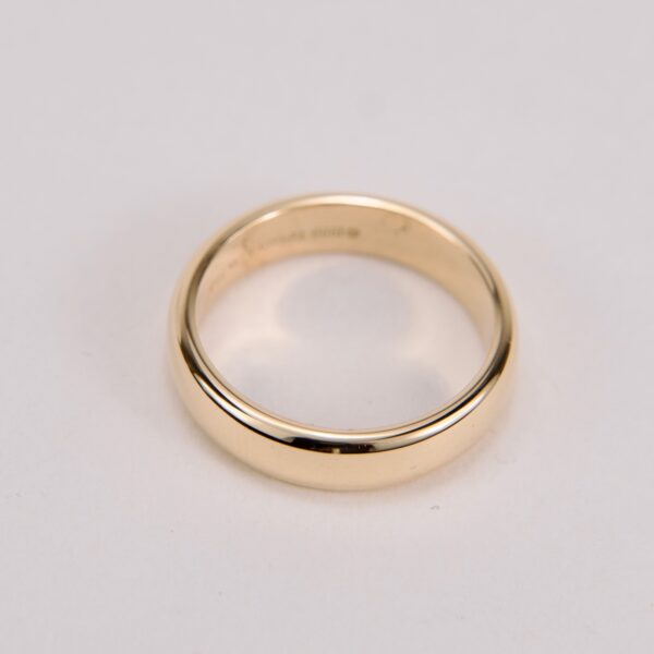 Tiffany & Co 18k 750 1999 Yellow Gold 4mm Dome Women's Wedding Band Ring 5.25 - Image 5