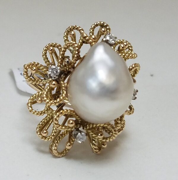 Vintage 14k Yellow Gold Baroque Pearl Diamond Ring - Image 7