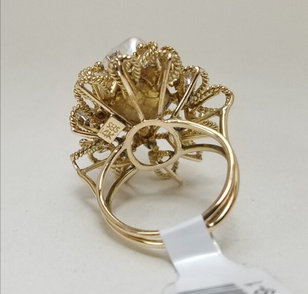 Vintage 14k Yellow Gold Baroque Pearl Diamond Ring - Image 8
