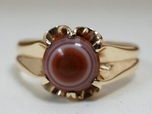 14k Yellow Gold Amazing Bullseye Banded Agate Ring