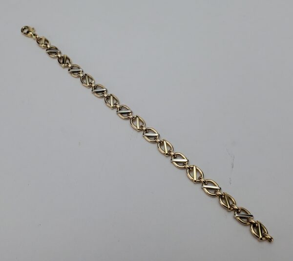 18k Multi-Tone Gold 7mm Solid Oval Modified Vintage Mariner Style Link Bracelet - Image 7