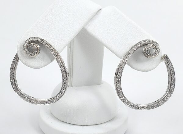 18k White Gold 3.50c Natural Diamond Large Swirl Circle Hoop Leverback Earrings - Image 6